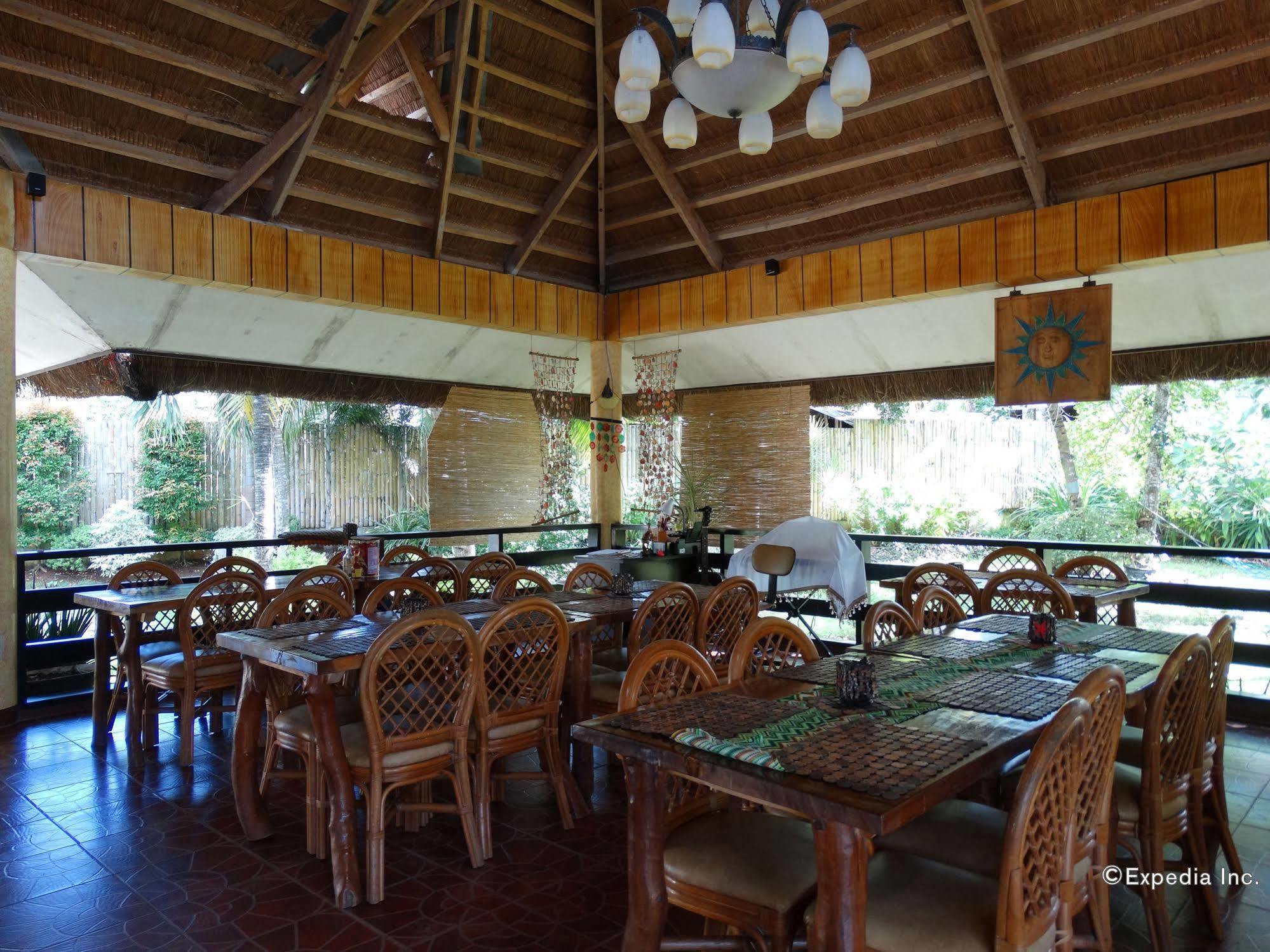 Veraneante Resort Panglao Exterior foto