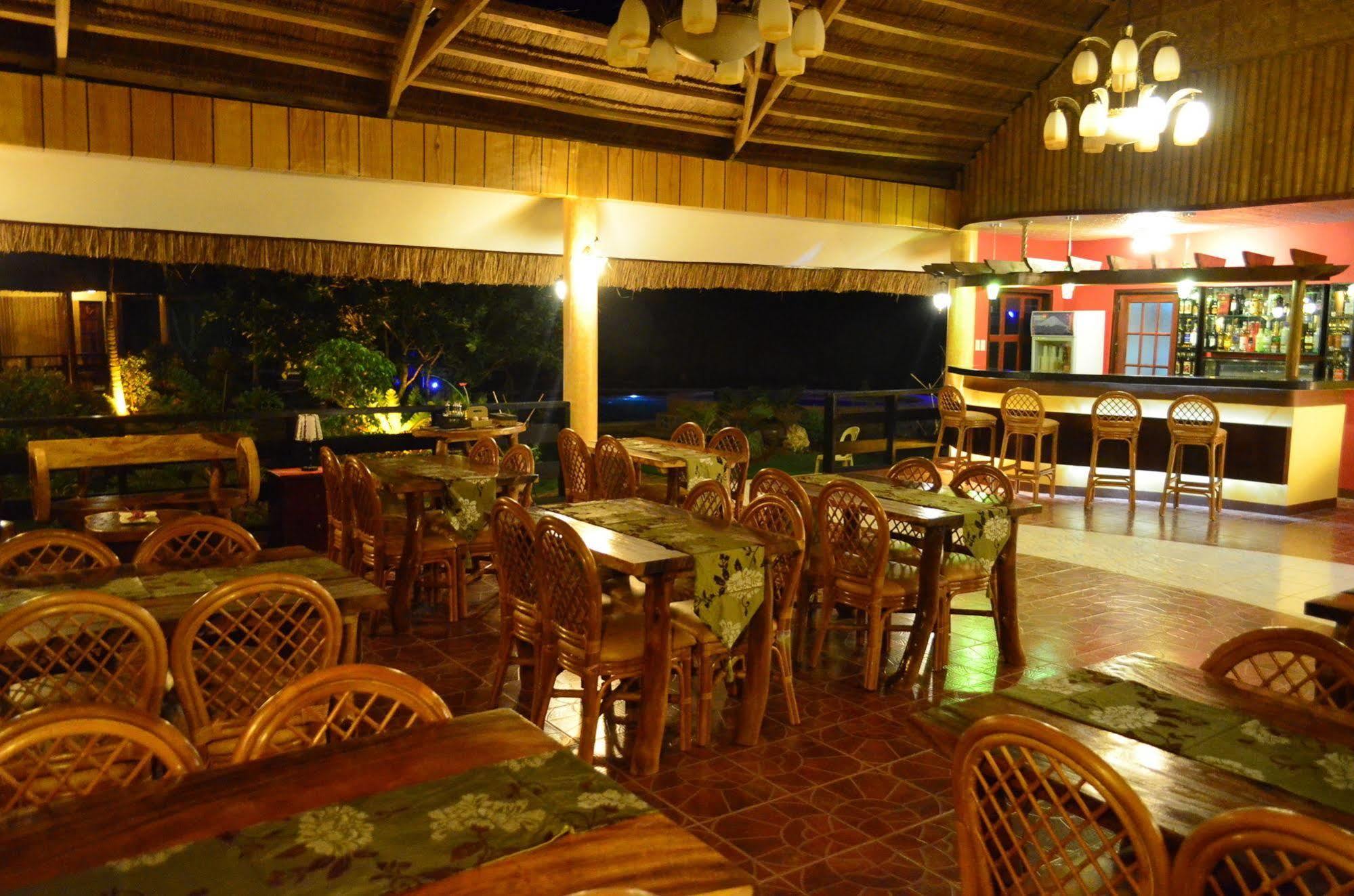 Veraneante Resort Panglao Exterior foto